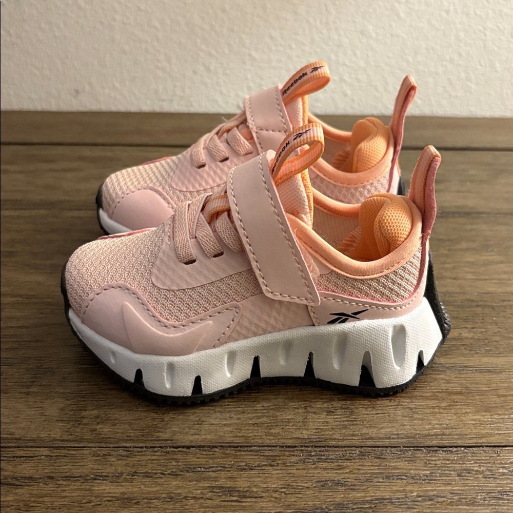 NIB [Reebok] Zig Dynamica Toddler Athletic Shoes in Frosted Berry Peach Kids 5 - Picture 3 of 14